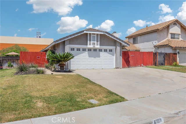 Detail Gallery Image 2 of 19 For 6159 Rochelle Ct, Jurupa Valley,  CA 92509 - 3 Beds | 2 Baths