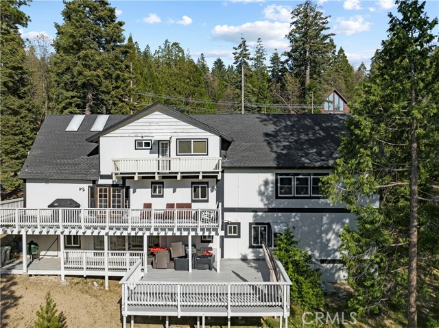 Detail Gallery Image 9 of 69 For 236 North Grass Valley Road, Lake Arrowhead,  CA 92352 - 4 Beds | 5 Baths