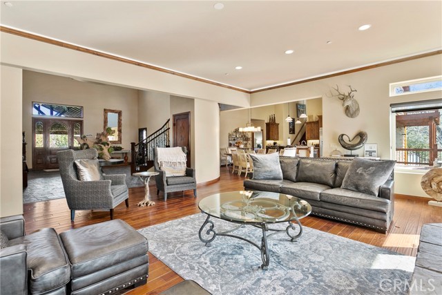 858 Fox Tower Way, Big Bear Lake CA: https://media.crmls.org/medias/27338da6-e893-4bfb-9a11-c6abb34504b0.jpg