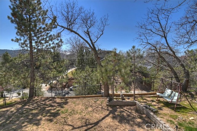 Detail Gallery Image 59 of 73 For 1211 Yosemite, Lake Arrowhead,  CA 92352 - 4 Beds | 3/1 Baths