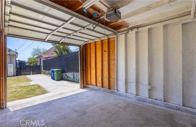 Detail Gallery Image 18 of 22 For 1425 E 22nd St, Los Angeles,  CA 90011 - 2 Beds | 1 Baths