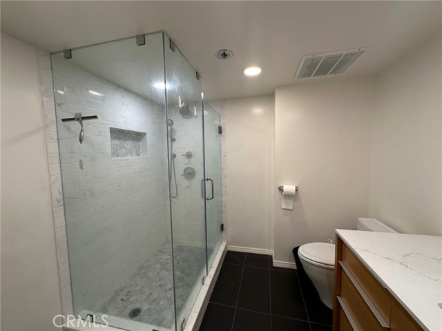 Detail Gallery Image 37 of 49 For 10660 Wilshire Bld #407,  Los Angeles,  CA 90024 - 1 Beds | 2 Baths