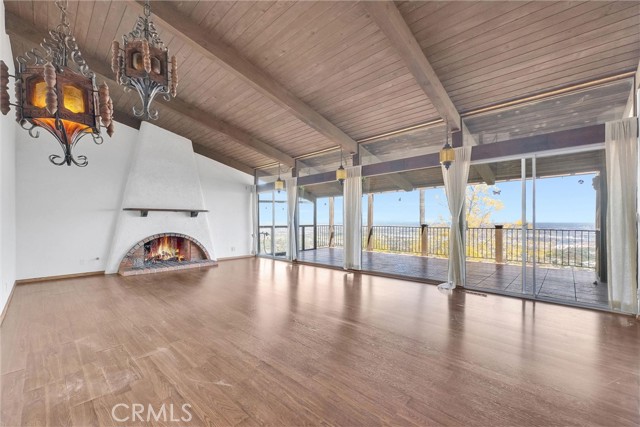 30062 Grandpoint Lane, Rancho Palos Verdes CA: https://media.crmls.org/medias/27360ed2-0037-495e-9b80-4c2fe4431659.jpg