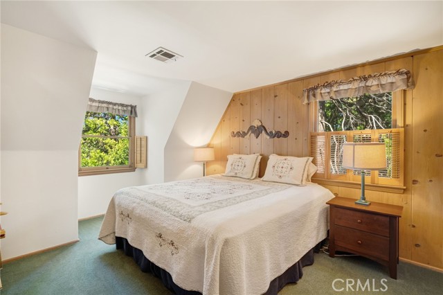 Detail Gallery Image 26 of 53 For 244 John Muir, Lake Arrowhead,  CA 92352 - 5 Beds | 3/1 Baths