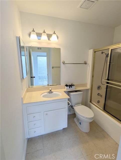 Image 13 of 22 For 2811 Lancewood Court