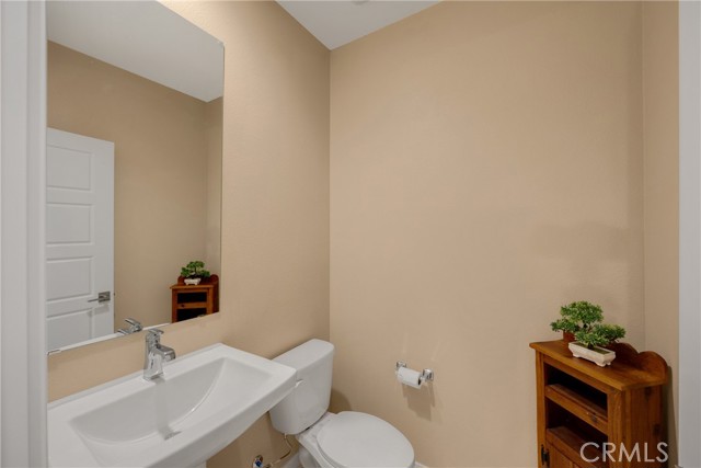 Detail Gallery Image 9 of 38 For 155 Magnet, Irvine,  CA 92618 - 3 Beds | 3/1 Baths