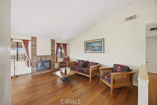 26661 Potomac Drive, Menifee CA: https://media.crmls.org/medias/27390258-a7e2-4d46-acd8-f20ebd58fd25.jpg