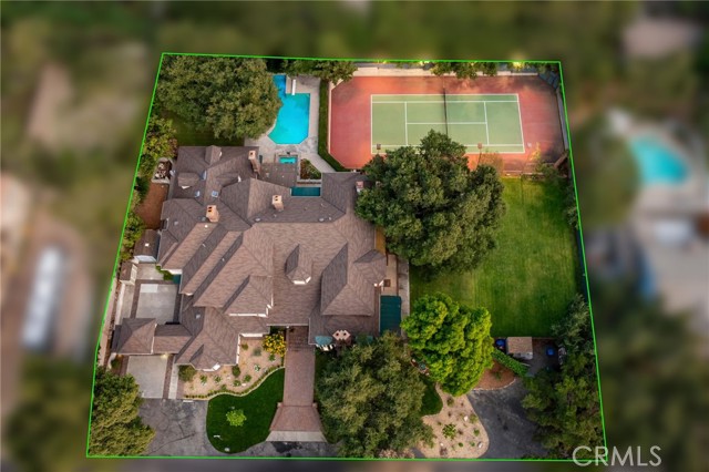 533 E Sierra Madre Avenue, Glendora CA: https://media.crmls.org/medias/27393354-71fb-4a4e-a597-7724d15c4803.jpg