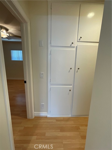 2641 Santa Ana Avenue, Costa Mesa CA: https://media.crmls.org/medias/273942e8-ef34-456f-bfde-718dd049289a.jpg