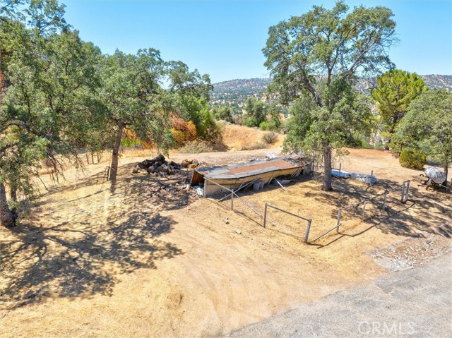 37876 Road 600, Raymond CA: https://media.crmls.org/medias/273a4eb8-a57f-43c6-a808-89a69ad9948f.jpg