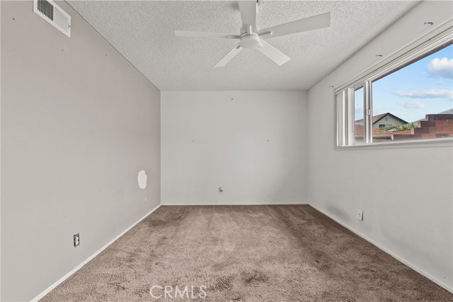 Detail Gallery Image 21 of 27 For 1853 1853 Hillary Ct, Simi Valley,  CA 93065 - 3 Beds | 2 Baths