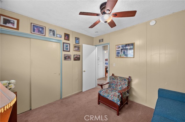 10928 Jamie photo 20