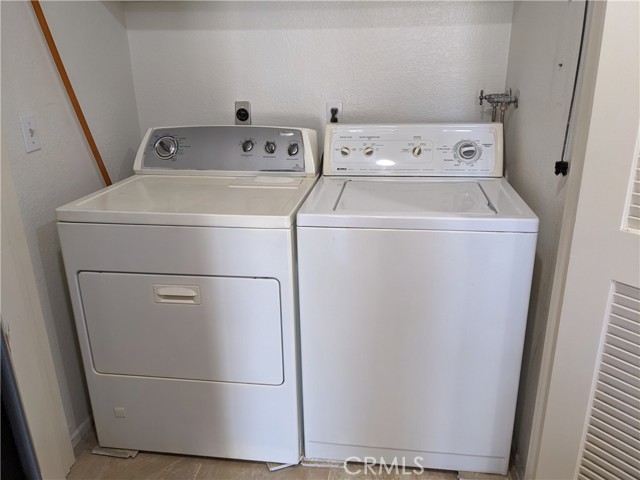 Detail Gallery Image 14 of 17 For 38 Exeter #7,  Irvine,  CA 92612 - 2 Beds | 1 Baths