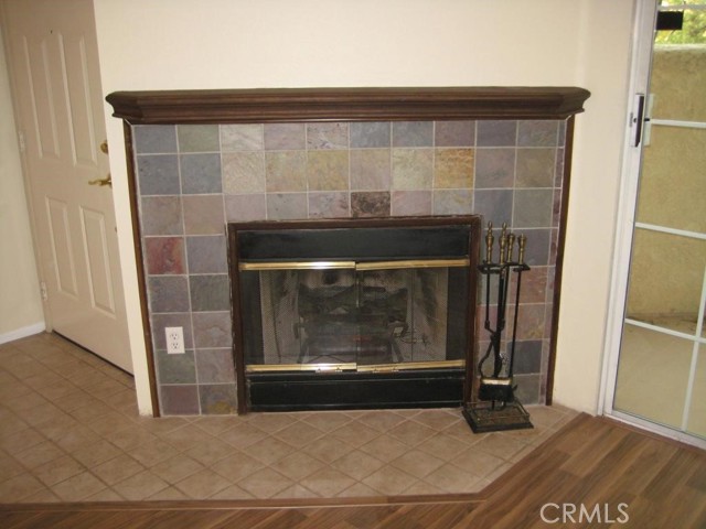 Detail Gallery Image 7 of 31 For 24105 Del Monte Dr #452,  Valencia,  CA 91355 - 2 Beds | 2 Baths