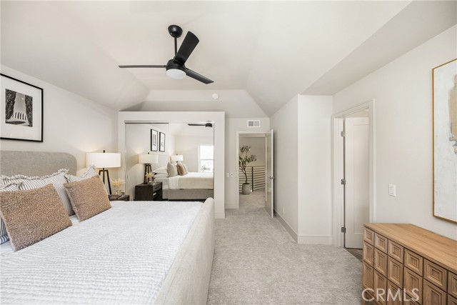 11 Thunder Trail, Irvine CA: https://media.crmls.org/medias/273d4aa4-cf5d-4fb8-81c9-a87eac907fe8.jpg