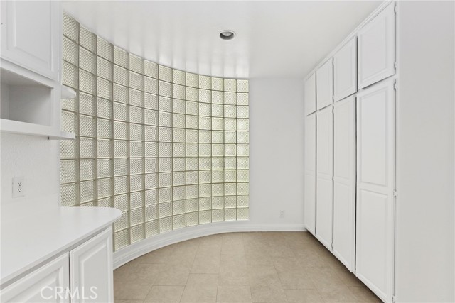 2122 Century Park Lane, Los Angeles CA: https://media.crmls.org/medias/273d8e75-3ce5-47d7-a20e-a82e9b9977ba.jpg