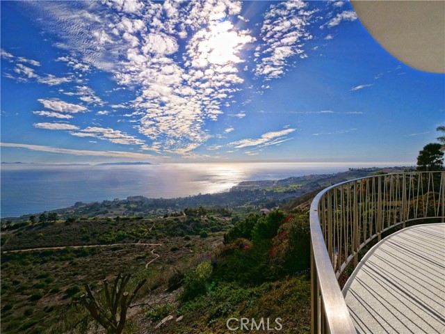 43 Oceanaire Drive, Rancho Palos Verdes CA: https://media.crmls.org/medias/273e5481-c7fa-43be-85d1-557d312dad9e.jpg