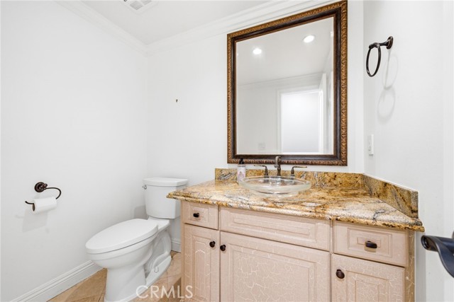 Detail Gallery Image 18 of 21 For 2946 Maui, Costa Mesa,  CA 92626 - 4 Beds | 2/1 Baths