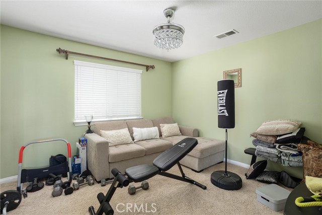 15850 Twin Lakes Dr, Moreno Valley CA: https://media.crmls.org/medias/273f09de-1b54-4fe4-aad9-3681c451ca6f.jpg