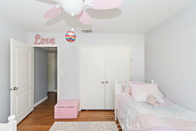 902 E Cypress, Glendora CA: https://media.crmls.org/medias/273f37fc-4896-4f8d-857c-2439a892e073.jpg