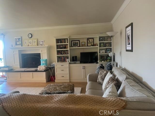 Detail Gallery Image 4 of 15 For 341 Emmons Rd, Cambria,  CA 93428 - 3 Beds | 2 Baths