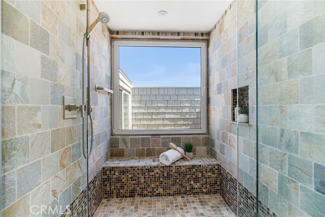 Detail Gallery Image 31 of 48 For 7008 W Oceanfront, Newport Beach,  CA 92663 - 5 Beds | 3/1 Baths