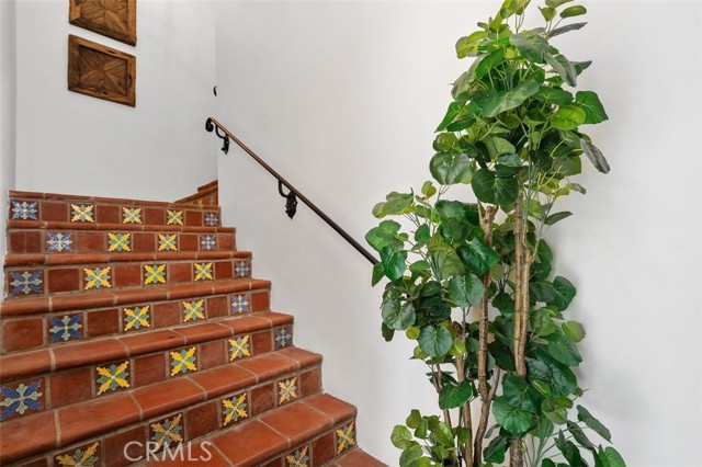 6371 W 6th Street, Los Angeles CA: https://media.crmls.org/medias/27414c77-aad6-4a75-bc5d-517d72dc1371.jpg