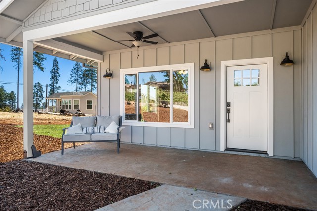 Detail Gallery Image 3 of 35 For 533 Valley View Dr, Paradise,  CA 95969 - 3 Beds | 2 Baths