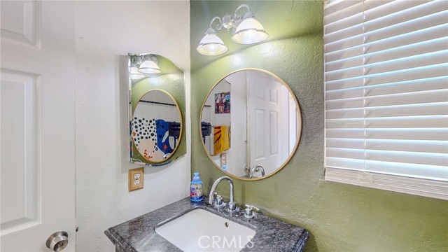 Detail Gallery Image 18 of 74 For 14634 Palmyra Ct, Adelanto,  CA 92301 - 3 Beds | 2 Baths