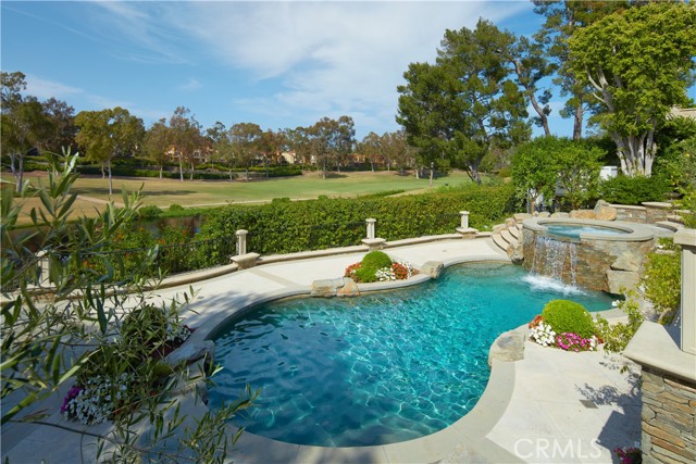 Detail Gallery Image 38 of 48 For 2 Royal Saint George Rd, Newport Beach,  CA 92660 - 5 Beds | 5/2 Baths