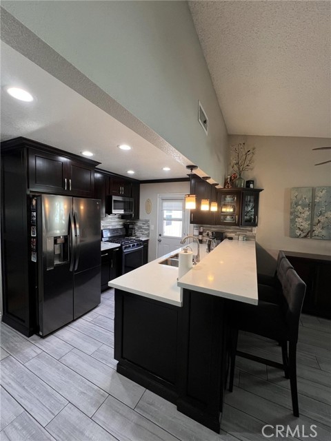 Detail Gallery Image 10 of 48 For 591 N Smoke Tree, Rialto,  CA 92376 - 3 Beds | 2 Baths