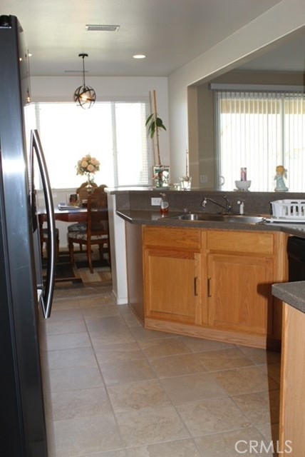 Detail Gallery Image 17 of 38 For 11748 Galewood St, Adelanto,  CA 92301 - 4 Beds | 3 Baths