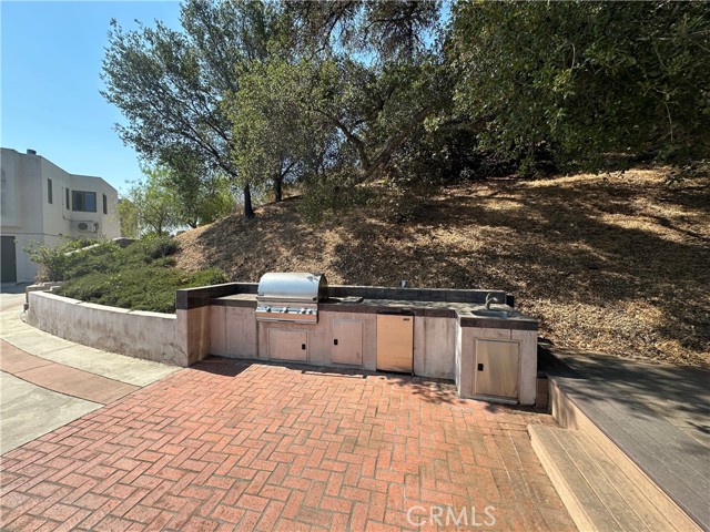 5077 Schumacher Road, Calabasas CA: https://media.crmls.org/medias/2745015a-af08-4261-9d9b-9930965ff53a.jpg
