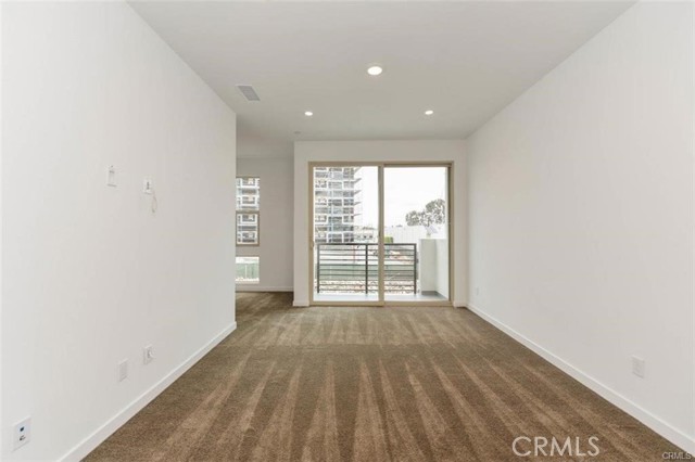 Detail Gallery Image 3 of 20 For 331 Placemark, Irvine,  CA 92614 - 2 Beds | 2/1 Baths