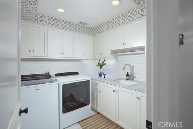 Detail Gallery Image 33 of 48 For 2 Royal Saint George Rd, Newport Beach,  CA 92660 - 5 Beds | 5/2 Baths