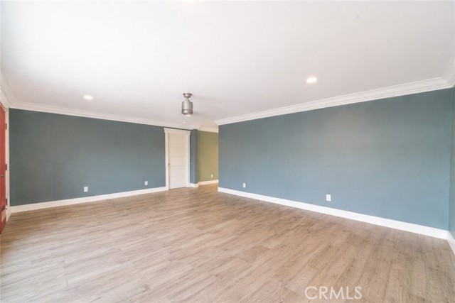 Image 21 of 47 For 11432 Elizabeth