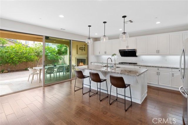 Image 4 of 47 For 323 La Ventana Drive