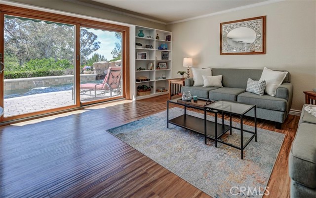 Detail Gallery Image 18 of 70 For 26586 via Noveno, Mission Viejo,  CA 92691 - 4 Beds | 3 Baths