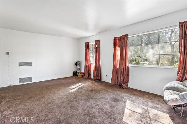 Detail Gallery Image 9 of 15 For 5389 1/2 Village, Los Angeles,  CA 90016 - 2 Beds | 1 Baths