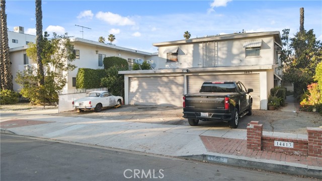 14413 Califa Street photo 1