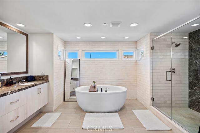 Detail Gallery Image 30 of 43 For 5512 Seashore, Newport Beach,  CA 92663 - 3 Beds | 3 Baths