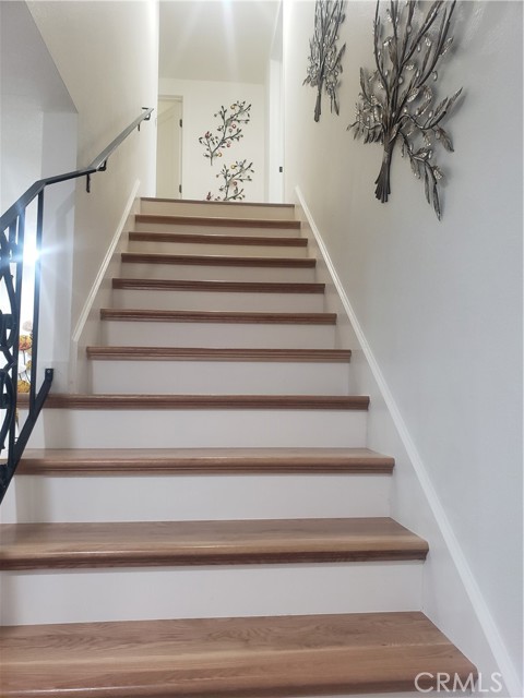 Detail Gallery Image 4 of 32 For 2758 W Stocton, Anaheim,  CA 92801 - 4 Beds | 3 Baths