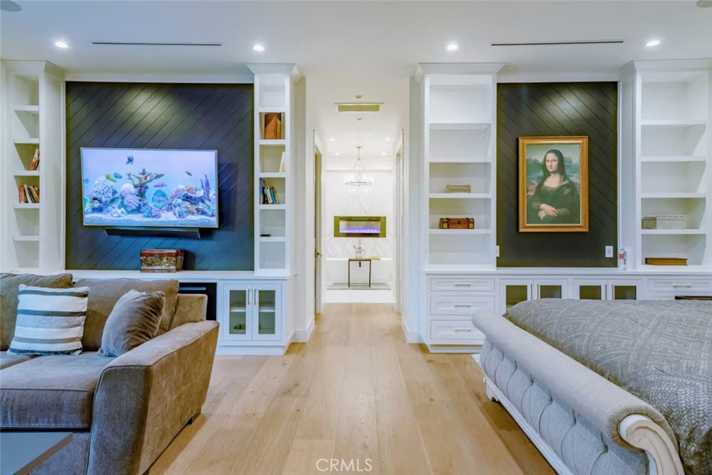 https://media.crmls.org/medias/27496697-aaf4-49b6-aa35-cbf7fabcc23a.jpg?preset=X-Large