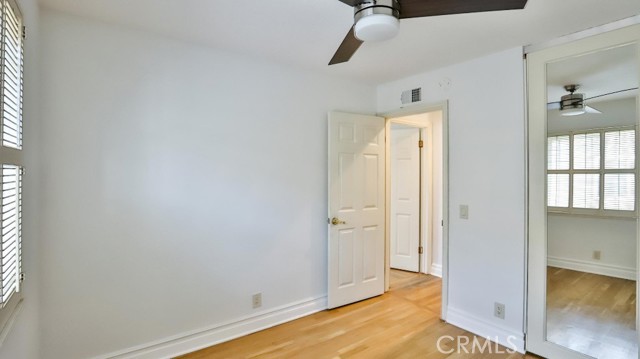 20931 Avenida Amapola, Lake Forest CA: https://media.crmls.org/medias/2749b470-69f2-423d-8bde-bb83425df99e.jpg