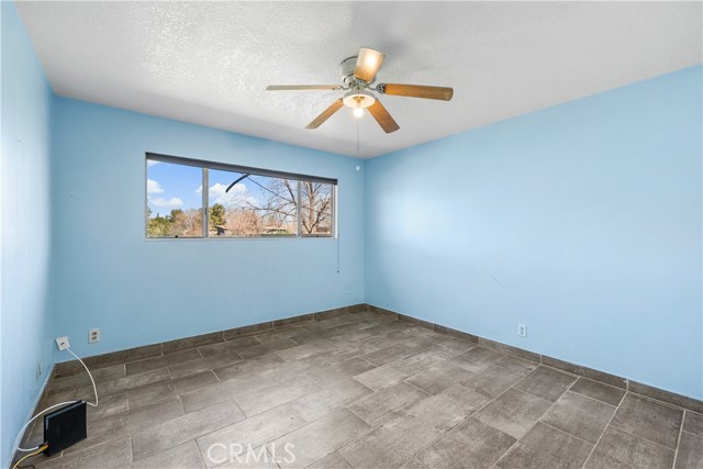 Detail Gallery Image 21 of 36 For 4803 W Avenue L6, Lancaster,  CA 93536 - 3 Beds | 2 Baths