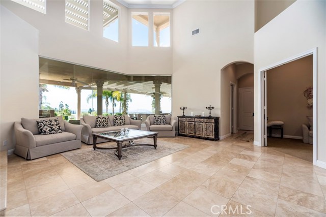 Detail Gallery Image 6 of 75 For 38750 Celita, Temecula,  CA 92592 - 4 Beds | 5/1 Baths