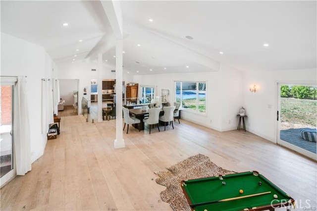 Detail Gallery Image 2 of 25 For 23760 Oakfield, Hidden Hills,  CA 91302 - 6 Beds | 3 Baths