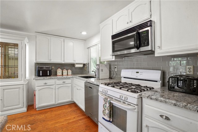 Detail Gallery Image 8 of 58 For 19455 Eagle Ridge Ln, Porter Ranch,  CA 91326 - 2 Beds | 3 Baths