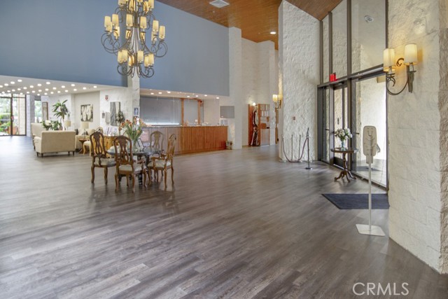24055 Paseo Del Lago, Laguna Woods CA: https://media.crmls.org/medias/274c4259-2a5a-452c-a5bf-5c5fea745278.jpg