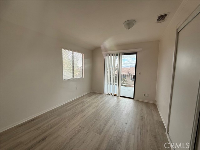 Detail Gallery Image 7 of 18 For 13715 Hidden Valley, Victorville,  CA 92395 - 4 Beds | 3 Baths